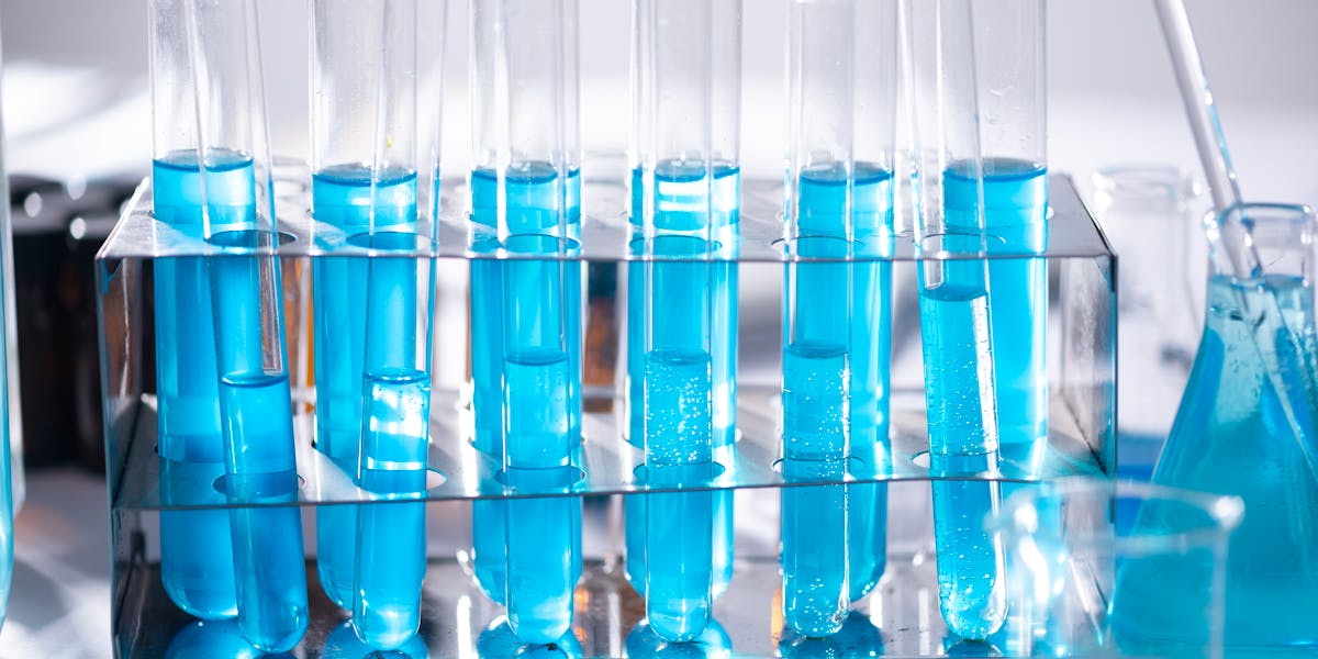 Laboranalyse von THCA Blüten — Qualitätskontrolle und Reinheitsprüfung