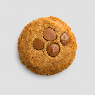 THC Cookie mit Schokoladengeschmack und 50mg auf neutralem Hintergrund
